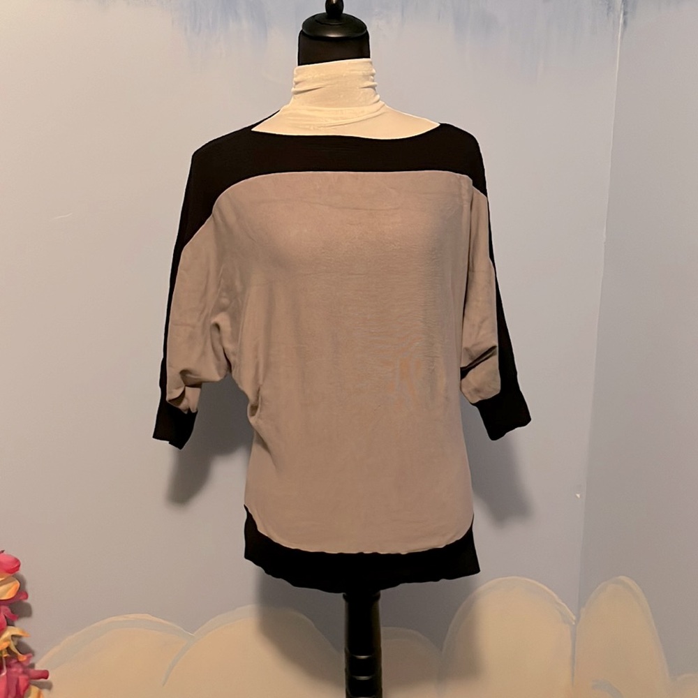 Carol Rose gray and black 3/4 sleeve sweater, size XL, $13